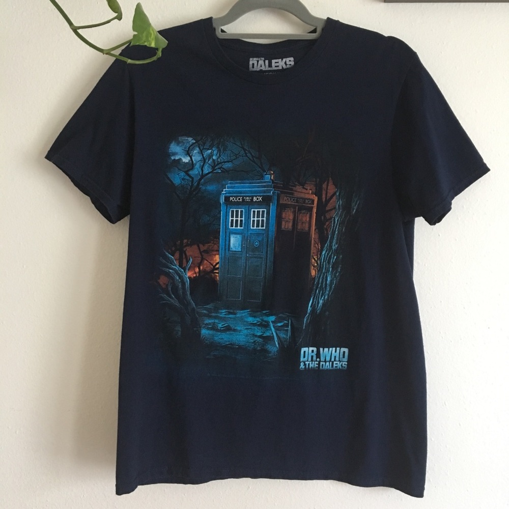 Dr. Who & the Daleks graphic print t-shirt Sz M